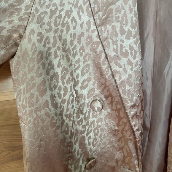 Forever 21 Leopard Print Blazer - Picture 4 of 4